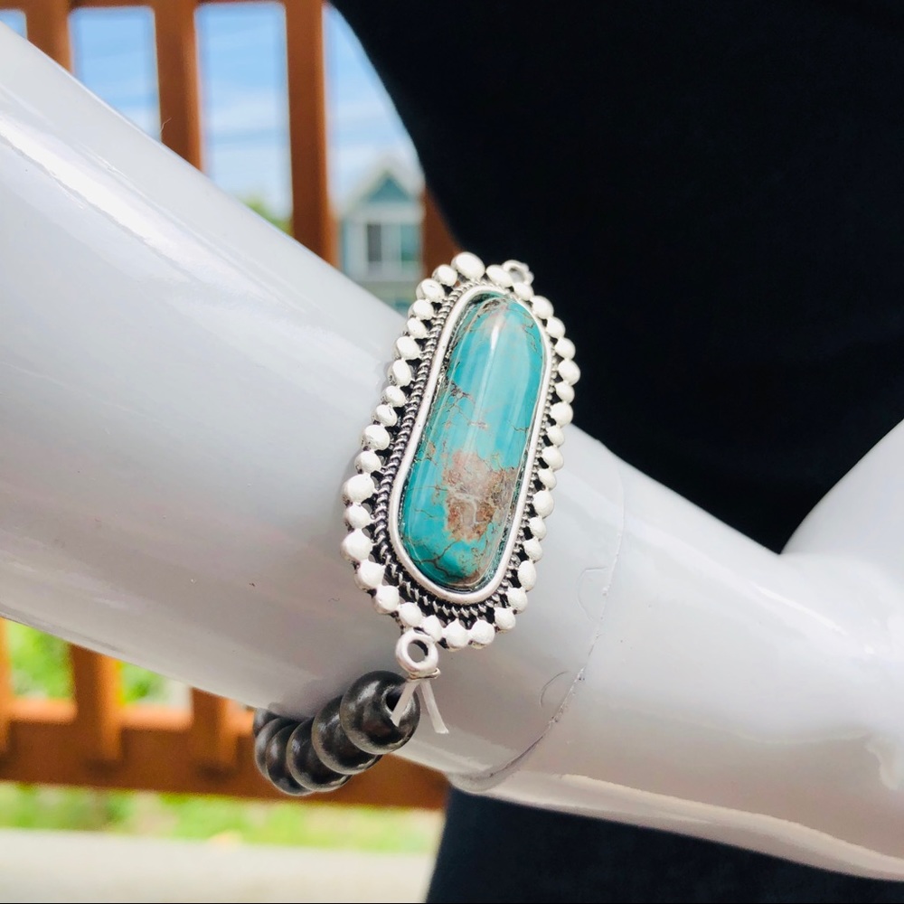 Turquoise Navajo Pearl Stretch Bracelet